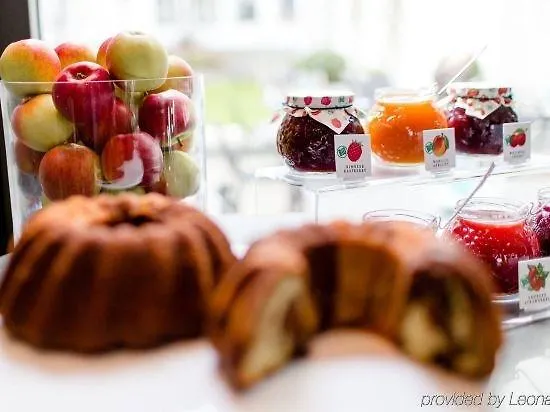 Motel One Prague-Florentinum