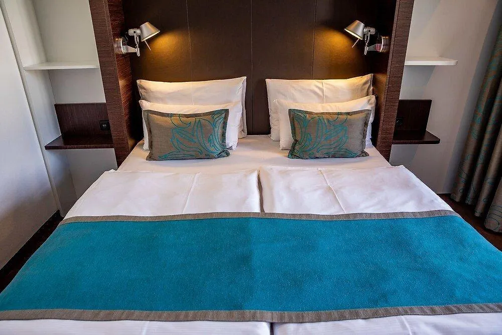Motel One Prague-Florentinum