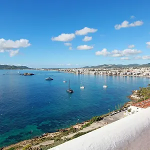 hostal-marblau.ibizaislandhotels.net/