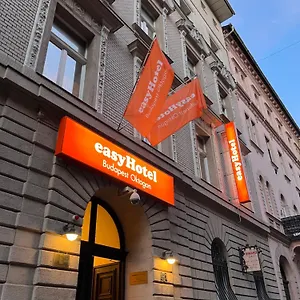 easyhotel-budapest-oktogon.inbudapesthotels.com/
