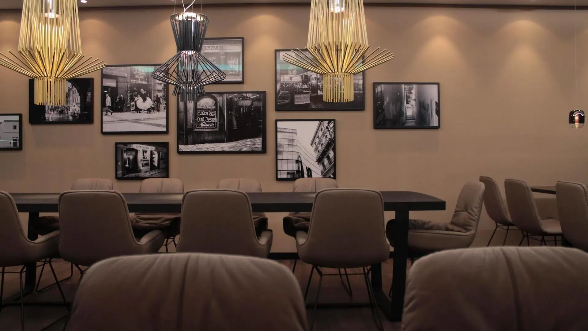 Motel One Prague-Florentinum